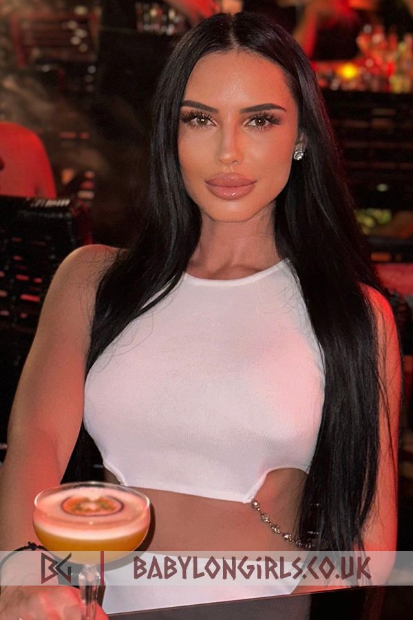 Ayanna, 34B, sensual black hair 25 yrs