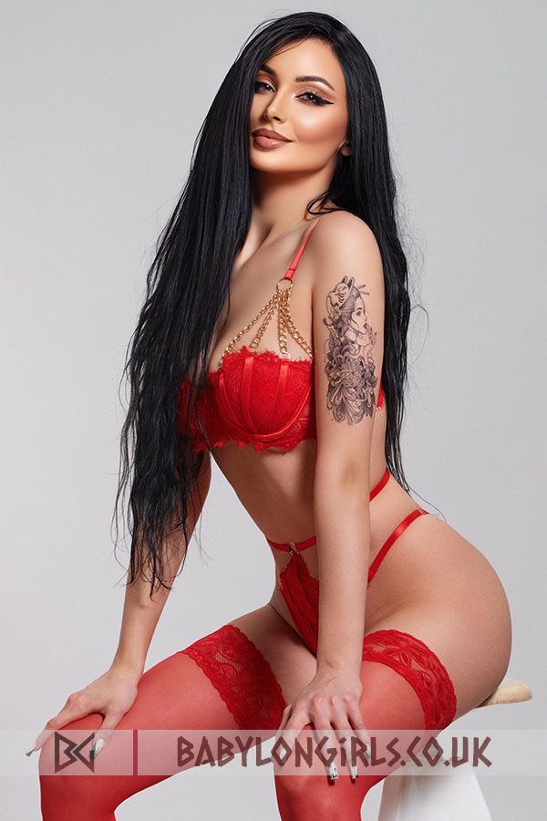 Inspiring Assara brunette 5ft 9, 34D