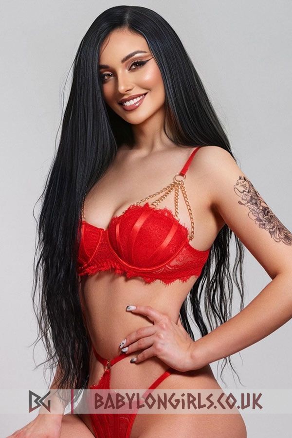 Assara, 34D, ideal brunette 21 yrs