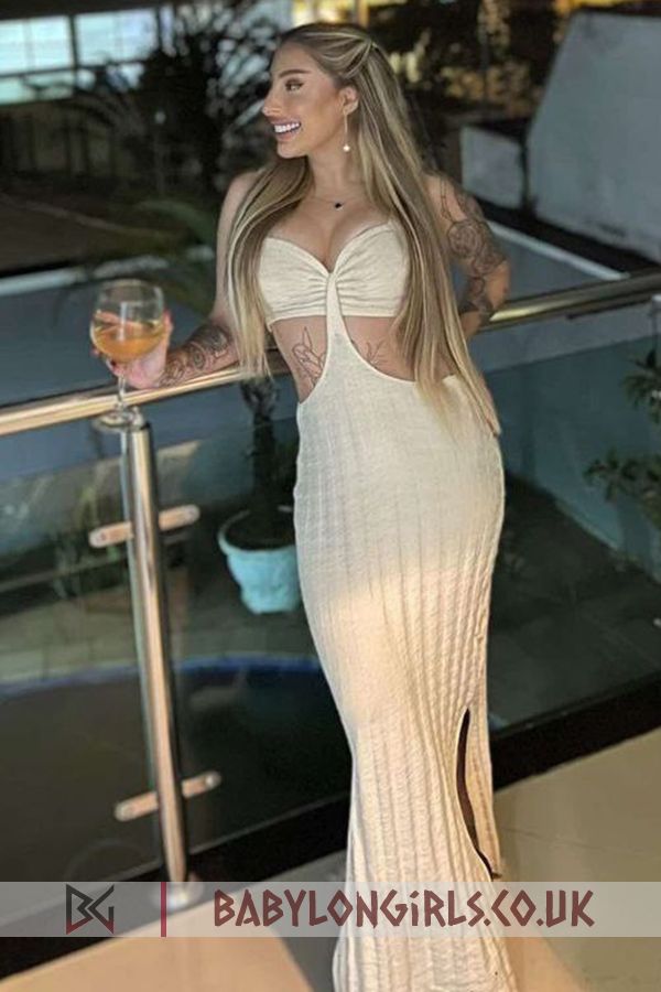 Pauletta, 36E, graceful blonde 26 yrs