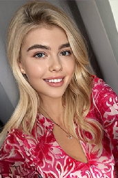 Iceberg tantalising blonde, 34B