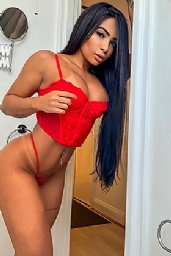 5ft 2, 34D, clever brunette Zarah