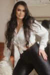 Interesting Viveza  brunette 5ft 9, 36D