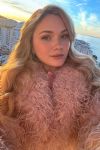 Nimriel intelligent blonde, 34C
