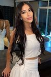 5ft 4, 34B, radiant brunette Baldini