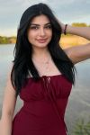 5ft 6, 34C, stimulating brunette Emilia